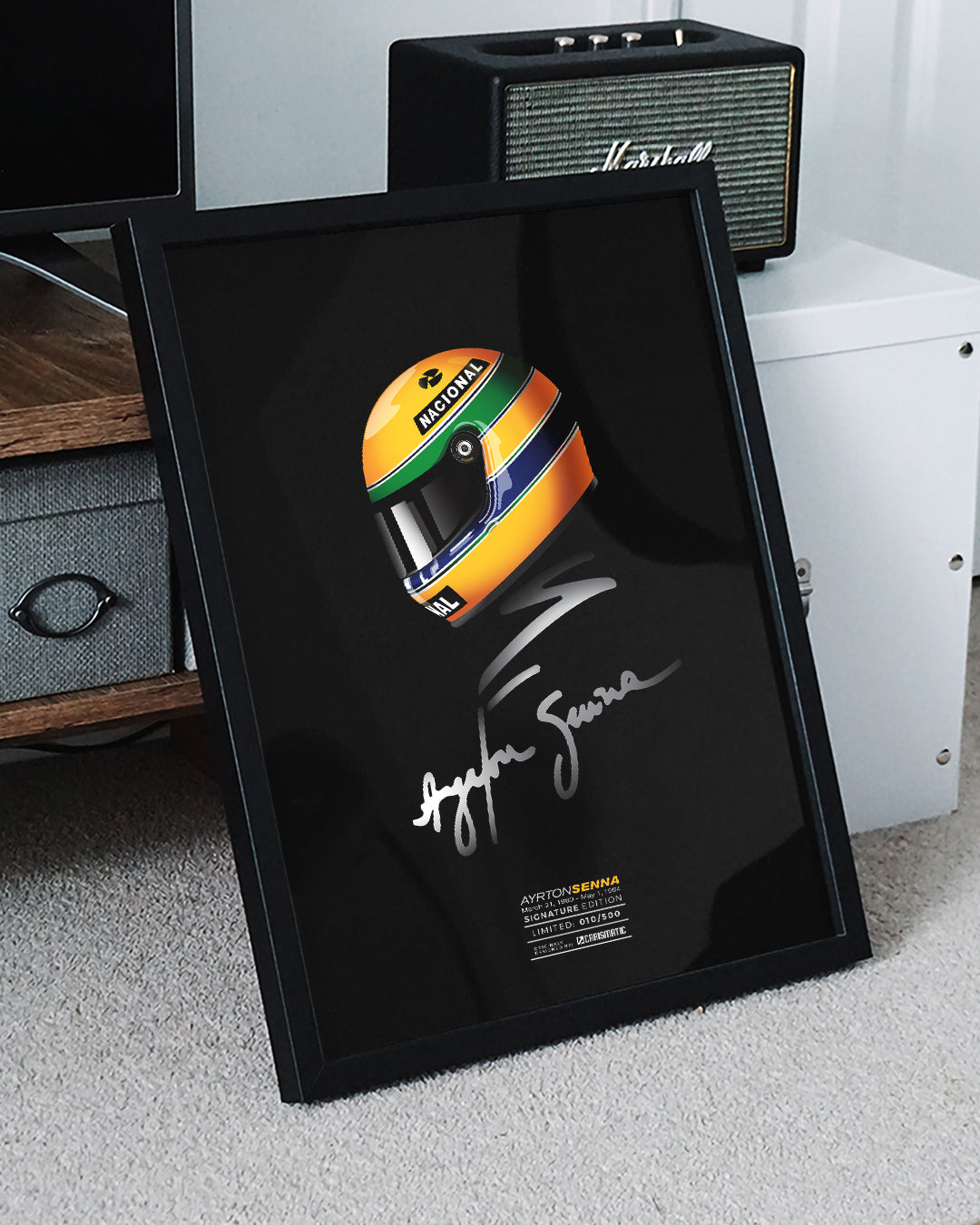 Ayrton Senna Signature poster, limitirana serija na premium saten papiru. 30x40 cm uramljen.